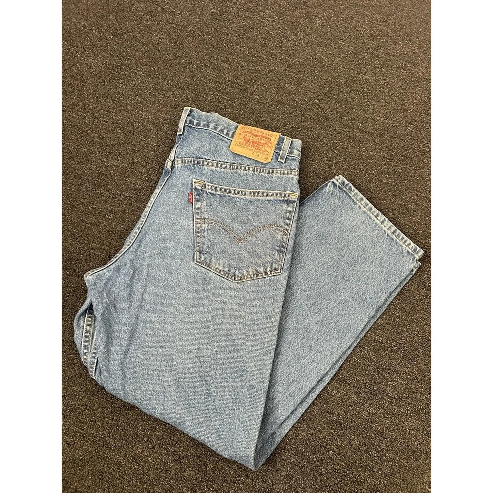 Vintage Levi's Relaxed Straight Leg Blue Jeans Mens Size 38x30 (35x29) Denim Y2K